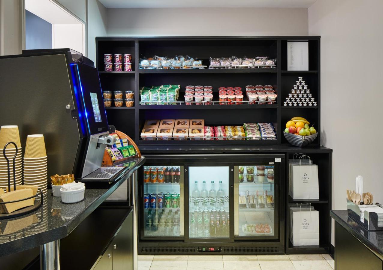 Delta Hotels By Marriott Cheshunt Broxbourne Bagian luar foto