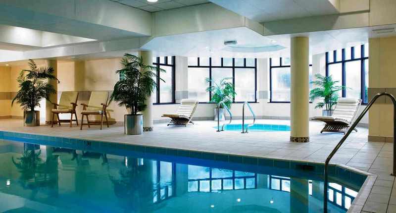 Delta Hotels By Marriott Cheshunt Broxbourne Bagian luar foto